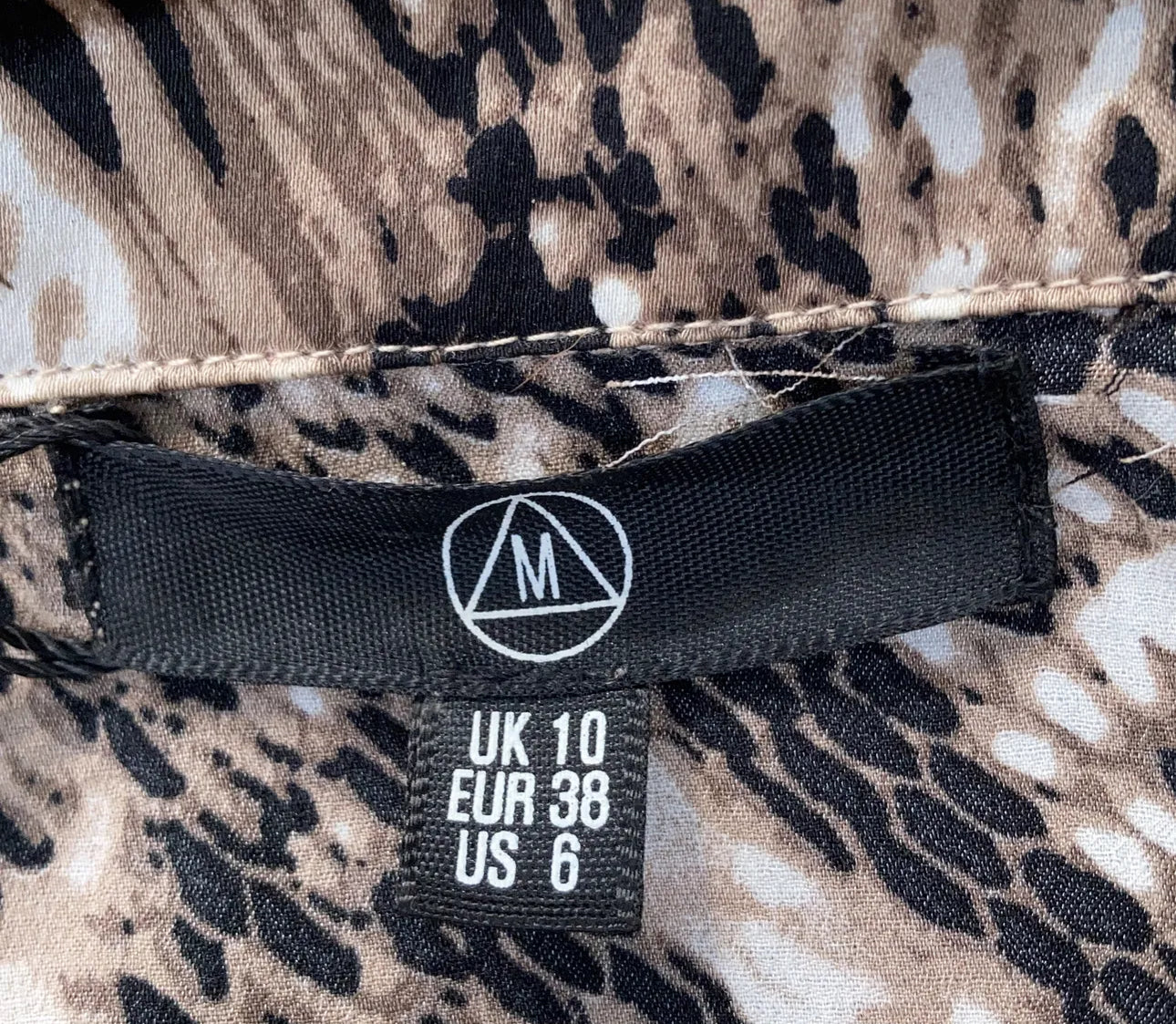 MISSGUIDED ruha, M