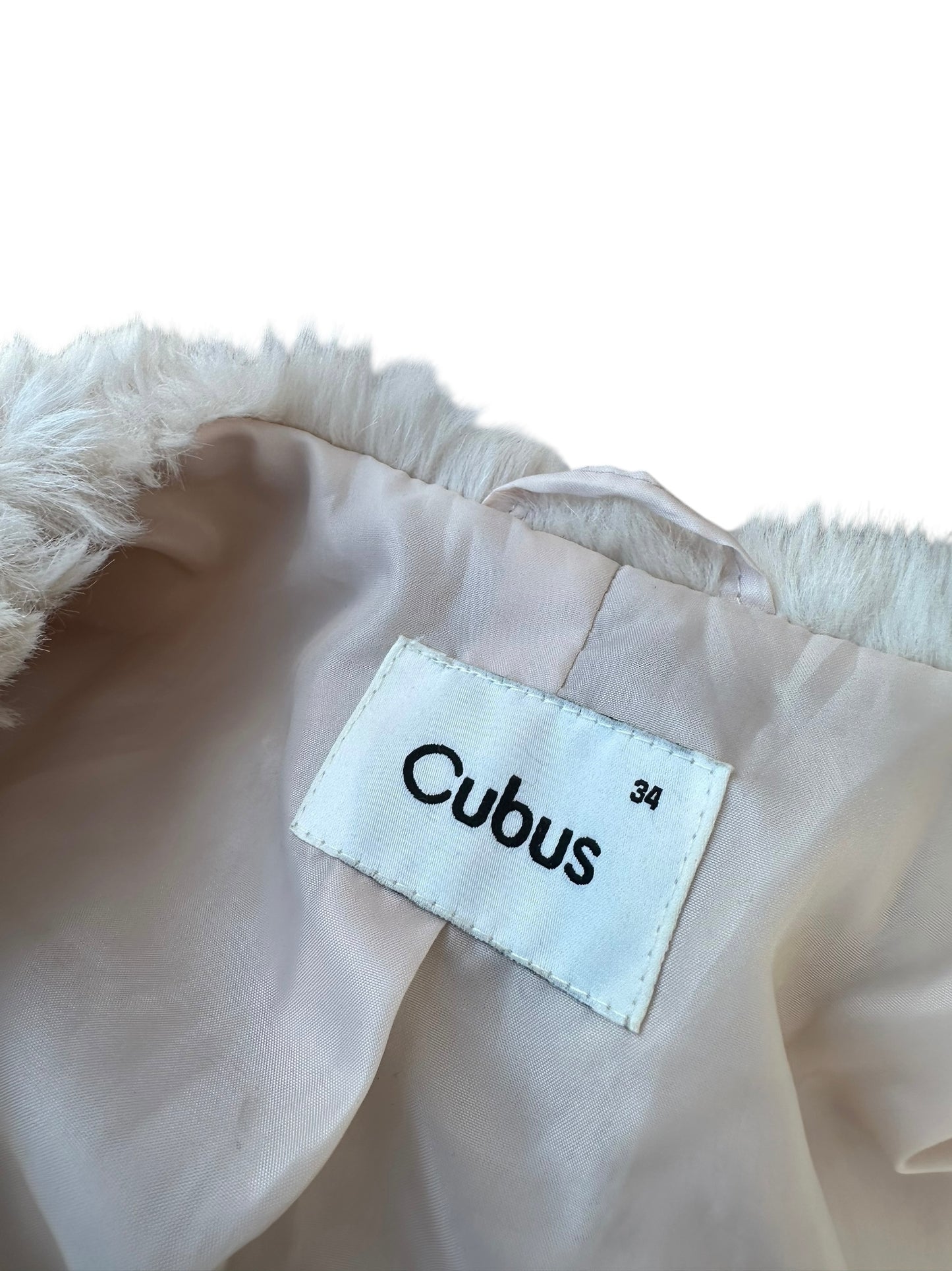 CUBUS bunda, S
