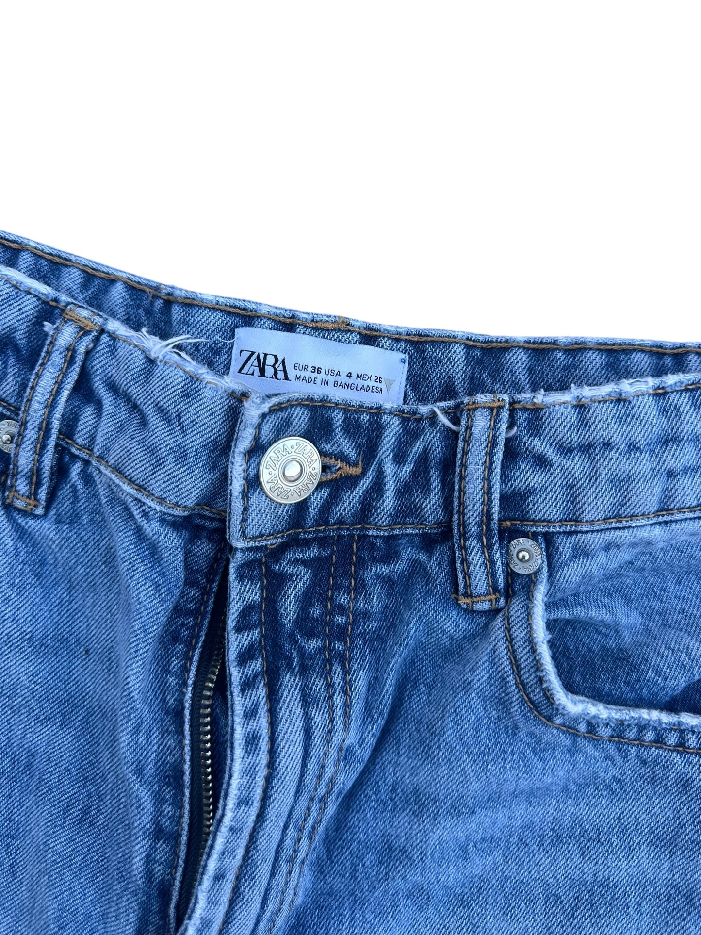 ZARA-Röhrenjeans, EU36