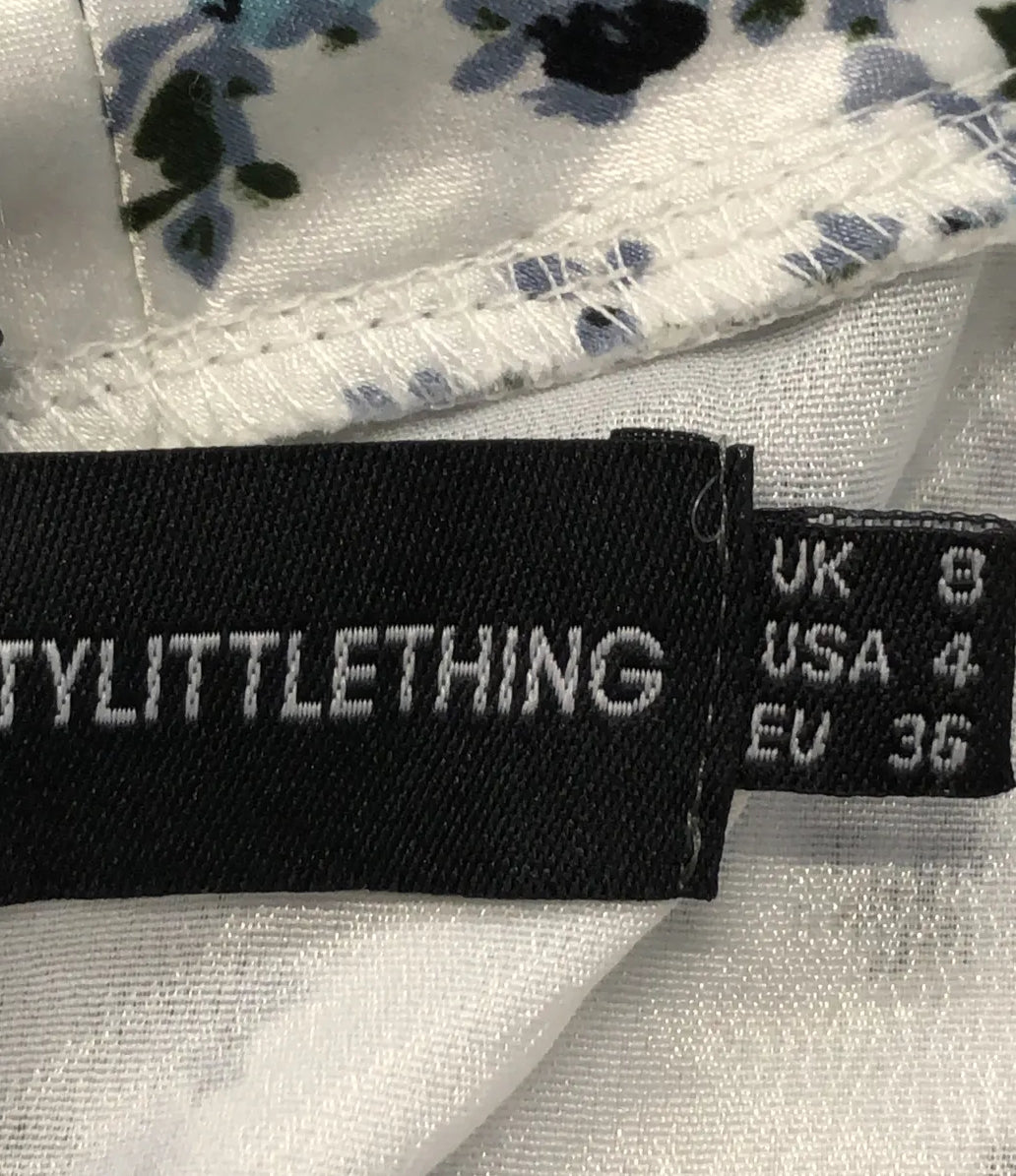 PRETTYLITTLETHING ruha, S