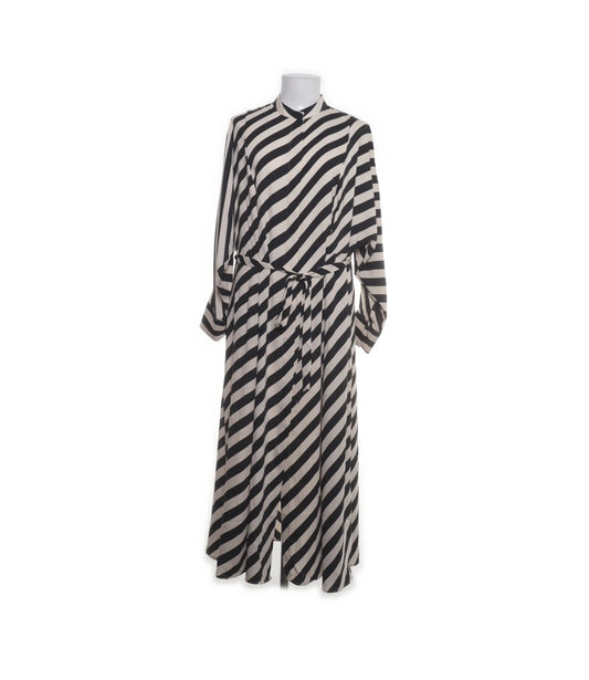 H&M ingruha, M