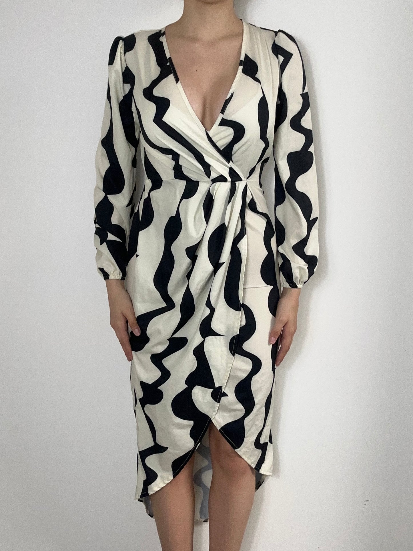 NONAME ruha, XS