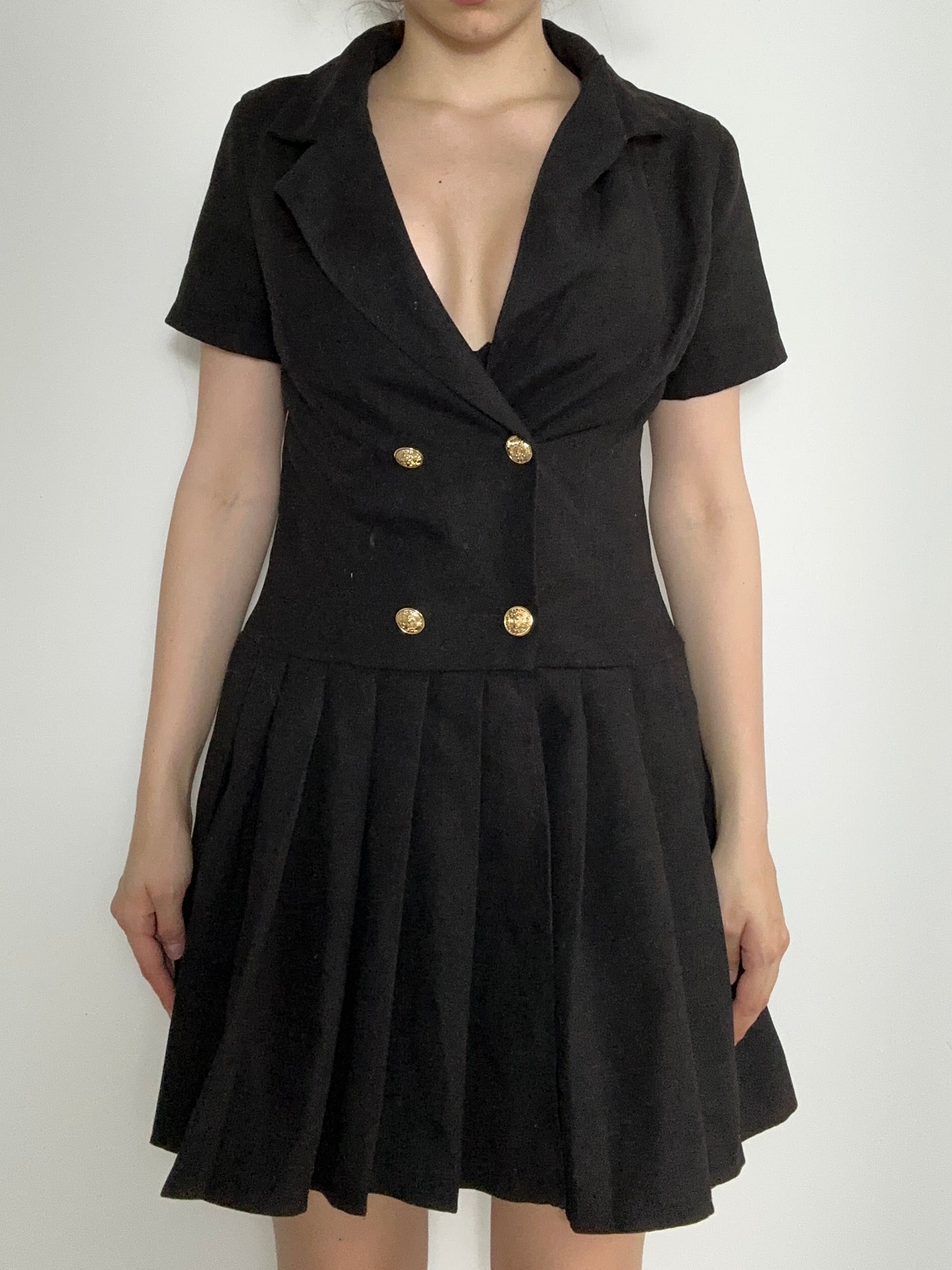 NONAME ruha, M