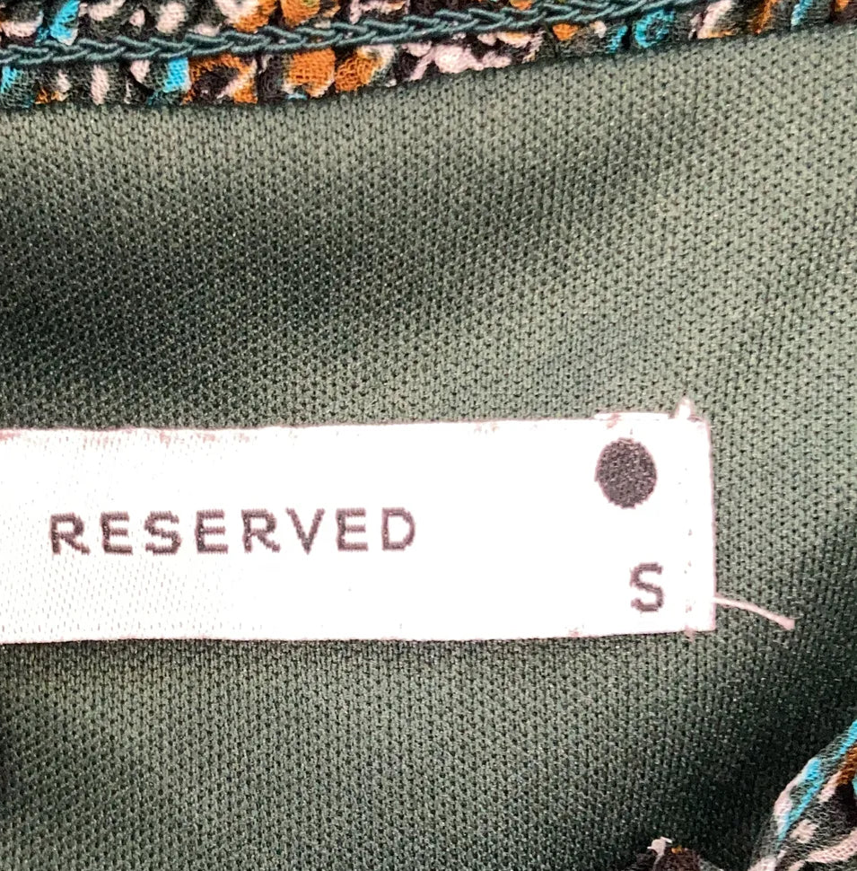 RESERVED ruha, S