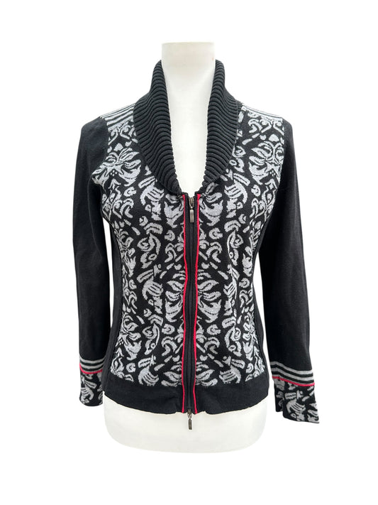 Pullover, M