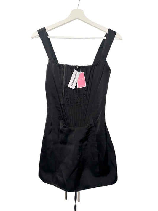 PRETTYLITTLETHING ruha, S