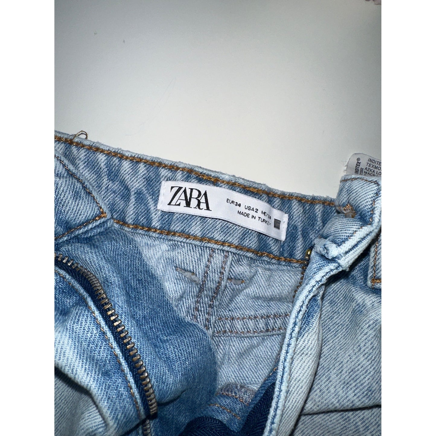 ZARA short, EU34