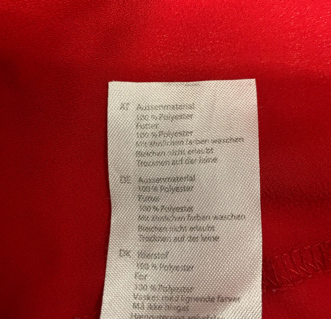NA-KD ruha, L